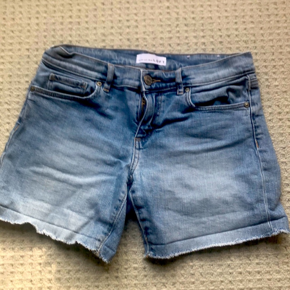Loft denim shorts size 24